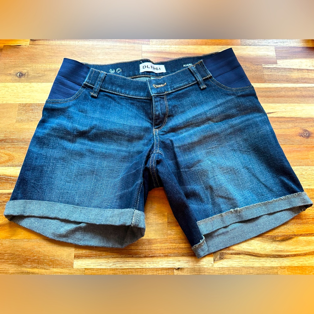 DL1961 Karlie Maternity - Vintage Boyfriend Shorts